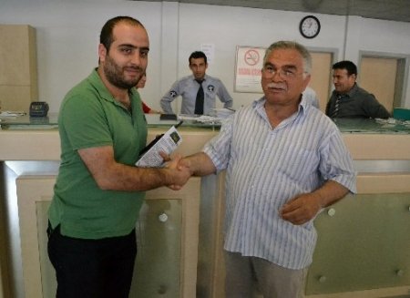 Dolandırılmaktan son anda kurtuldu