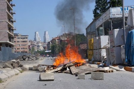Dolapdere savaş alanına döndü
