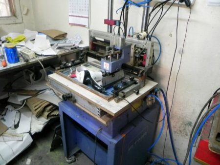 Dolar kalpazanları süçüstü yakalandı