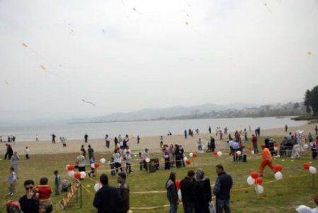 Dolunay Koleji Uçurtma Şenliği Coşkulu Geçti