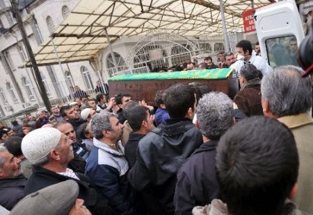 Domuz Gribinden Ölen Durmuş İlhan'ın Amcası: İhmal Var, Dava Açacağız