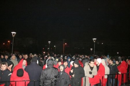 Dondurucu Soğukta Teknolojik Ürün Alma Savaşı