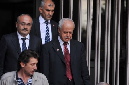 Dönemin Adalat Bakanı Şevket Kazan 'mağdur' sıfatıyla ifade verdi