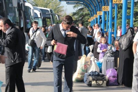 Dönüş başladı, otobüsler hem yolcu hem kurban eti taşıyor