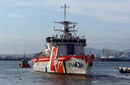 Dördüncü sahil güvenlik arama kurtarma gemisi de denize indirildi