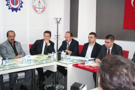 Dörtyol'da Metal Sektörüne Ait Mesleklerin Standartları Tartışıldı