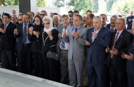 Dp, 27 Mayıs Darbesinin Yıl Dönümünde Adnan Menderes'i Andı