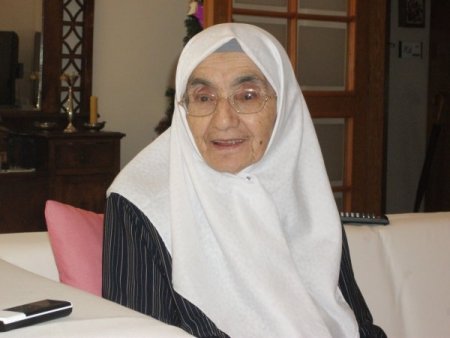 Dr. Hümeyra Ökten: Camiler Ayakkabı Deposu Da Yapıldı Samanlık Da