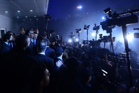 Drogba'yı taraftar ve basın ordusu karşıladı