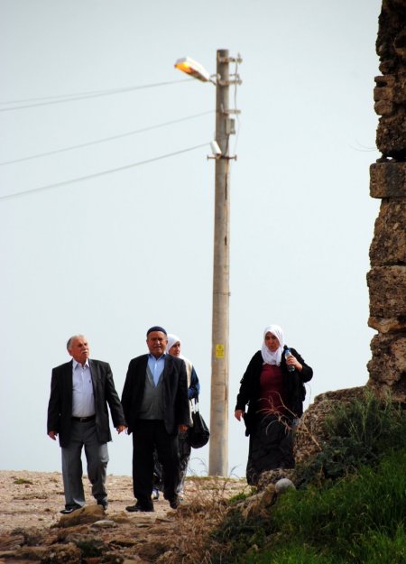 DSP'li Çakmak: Gün ortasında yanan sokak lambaları tamir edilsin