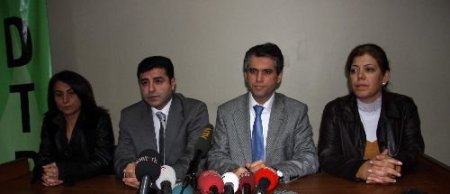 Dtp, Diyarbakır'daki Ölümle İlgili Suç Duyurusunda Bulundu