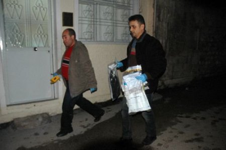 Dtp Hatay İl Ve İlçe Binalarına Molotof Kokteyli Atıldı