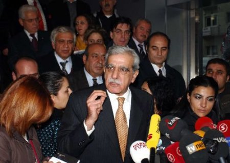 Dtp'li Vekiller Bdp'de Siyasete Devam Edecek (2)