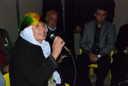 Dtp'liler, Aydın Erdem'in Ailesine Taziye Ziyaretinde Bulundu