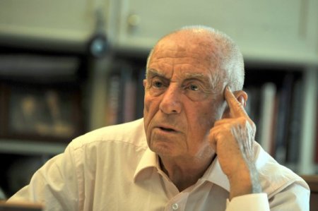 Duayen İşadamı İshak Alaton: Tüsiad'da 30 Yaşında Dinazorlar Var