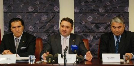 Dubai'de Yapılan Dünya Çay Formu'nda Türk Çay Standı İlgi Odağı Oldu