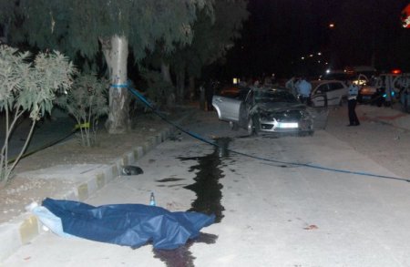 Düğün Dönüşü Trafik Kazası: 1 Ölü, 1 Yaralı