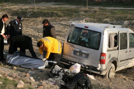Düğünden Dönen Aile Kaza Yaptı: 2 Ölü, 6 Yaralı