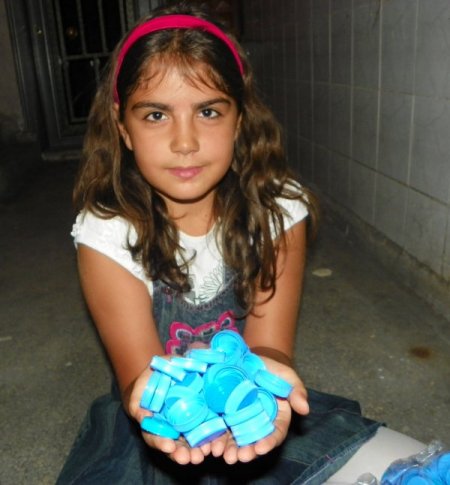 Düğünlerde 11 bin mavi kapak topaldı