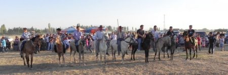 Düğünlerde unutulan cirit geleneği yeniden canlandırılacak