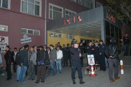 Dumlupınar Üniversitesinde Kavga: 1 Ölü (2)