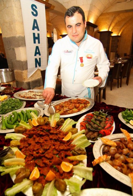 Dünya aşçıları Gaziantep yemeklerini öğrenecek