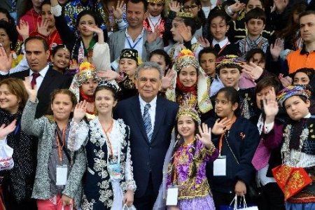 Dünya barışına İzmir harcı