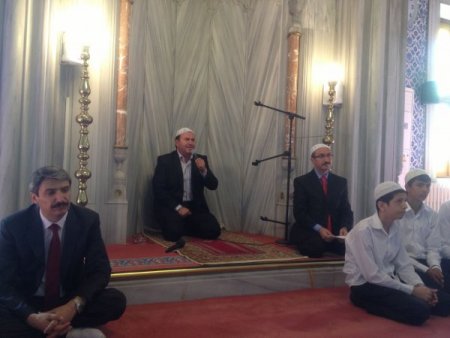 Dünya birincisi hafızlardan Kur’an ziyafeti