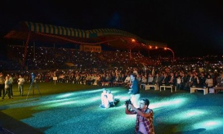 Dünya çocukları Kahramanmaraş’a unutulmaz bir gece yaşattı