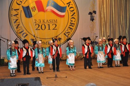 Dünya Gagauzları Kongresi Komrat'ta düzenlendi