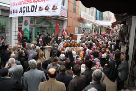 Dünya Kadınlar Günü’nde kadınlara yeni iş kapısı açıldı
