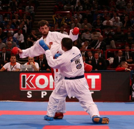 Dünya Karate Şampiyonası'nda Enes Erkan finale kaldı