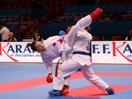 Dünya Karate Şampiyonası’nda Serap Özçelik de bronzda kaldı