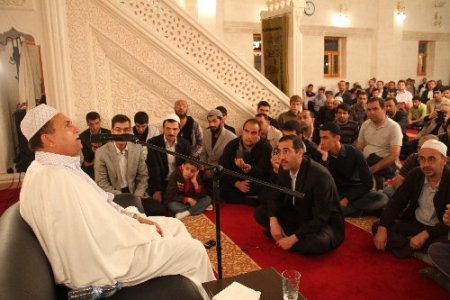 Dünyaca ünlü hafız Naina: Türk okulları insanlığa hizmet ediyor