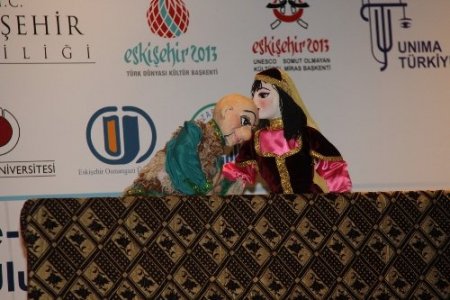 Dünyaca ünlü kuklalar Eskişehirlilerle buluştu