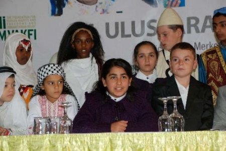 Dünyada 140 Milyon Yetim Var, 60 Milyon Çocuk Geceleri Aç Yatıyor
