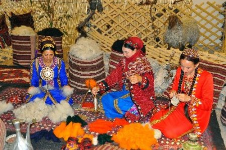 Dünyada halı bayramını kutlayan tek ülke: Türkmenistan