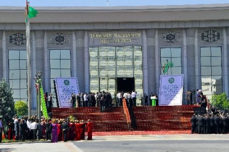 Dünyada halı bayramını kutlayan tek ülke: Türkmenistan