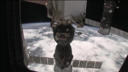 Dünya’dan 420 kilometre uzakta böyle yaşıyorlar