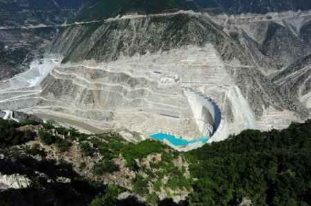 Dünyanın 6’ncı en yüksek barajı Deriner hizmete alınıyor