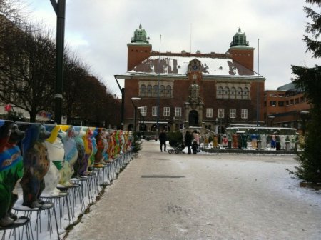 Dünyanın bütün ayıları barış için İsveç’te el ele