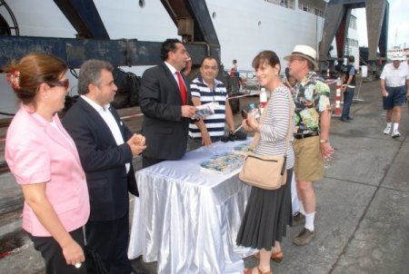 Dünyanın en iyi butik gemisi Seabourn Quest İskenderun'da