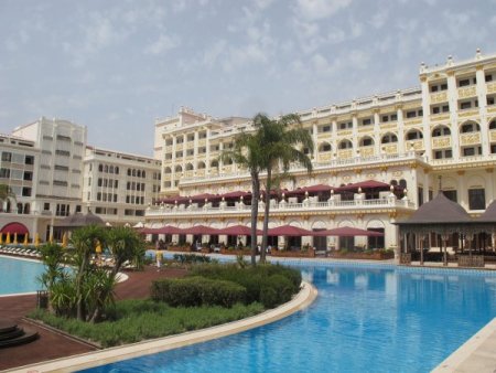 Dünyanın En Lüks Oteli İndirim Yaptı