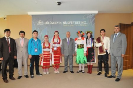 Dünyanın Farklı Ülkelerinden Gelen Çocuklardan Başkan Bozbey’e 'Türkçe' Teşekkür