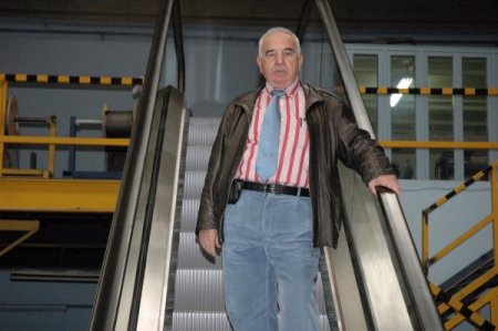 Dünyaya yürüyen merdiven satıyor, Türkiye’de ‘yerli’ diye ilgi görmüyor (Özel)