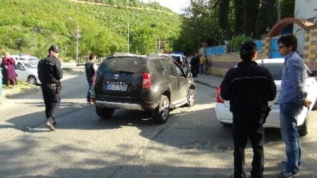 Dur ihtarına uymayan otomobilden uyuşturucu çıktı