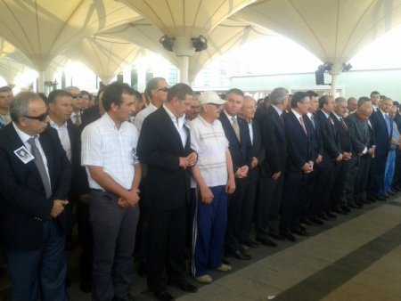 Dürdane Beyhan’ın Cenazesi Karşıyaka Mezarlığına Defnedildi