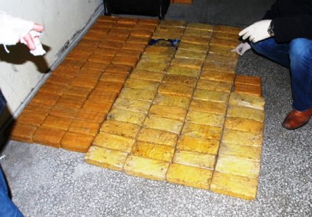 Durdurulan otomobilden 165 kilogram eroin çıktı