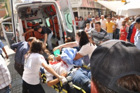 Dursunbey'de bir kişi bıçaklanarak öldürüldü