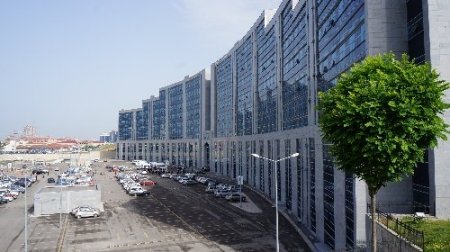 Duruşmalara yangın ertelemesi